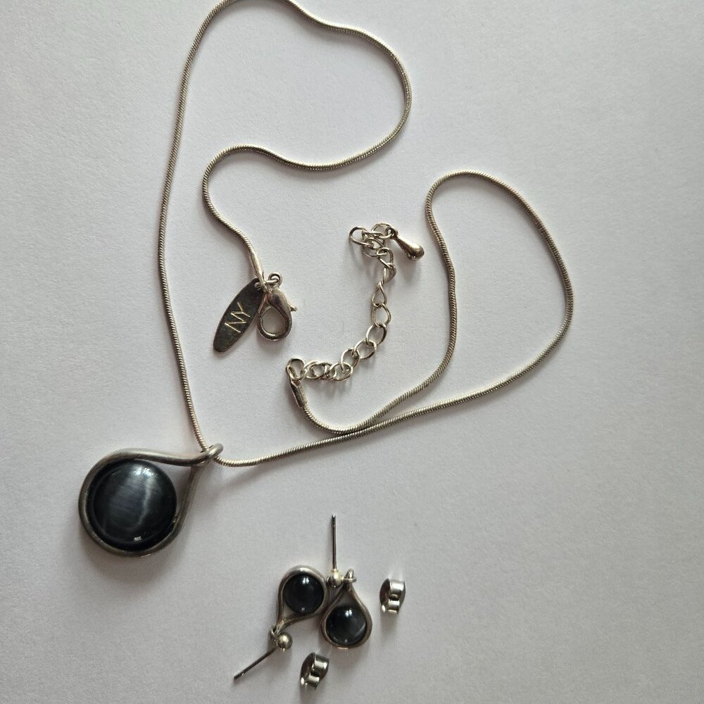 Vintage Silver Color Necklace w/ Matching Earrings Black Stone Pendant on Each